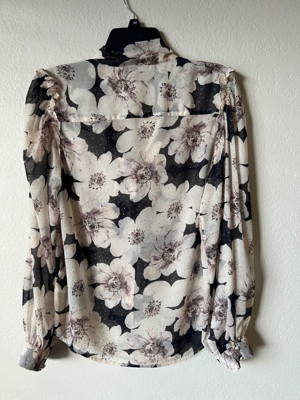 Like New! PAIGE Denim Giada Blouse Cream and Black Floral Tie-Neck in Size S - Picture 7 of 16